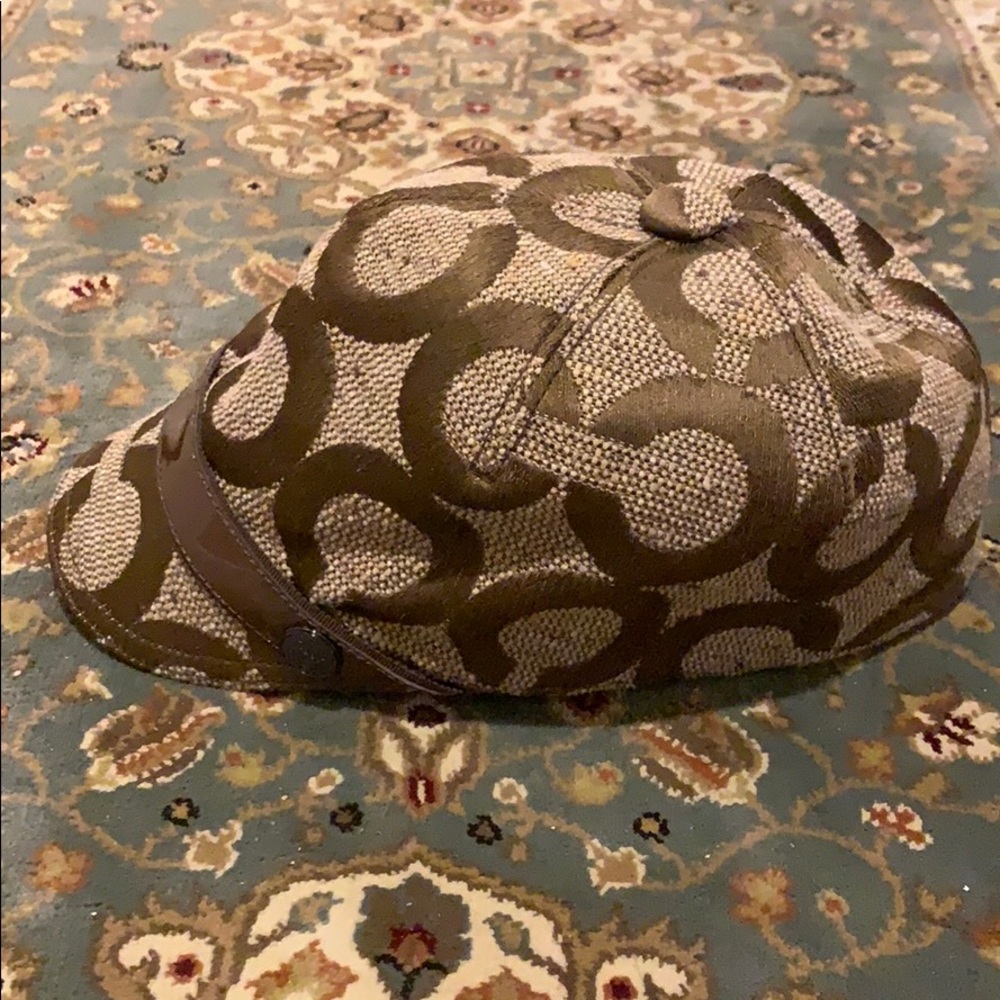 Coach riding hat. Tan with patent leather.